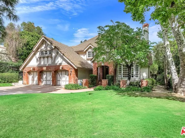 3225 Iredell Ln, Studio City, CA 91604