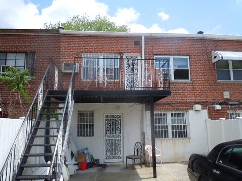 1st image of 1222 E 83rd St #1