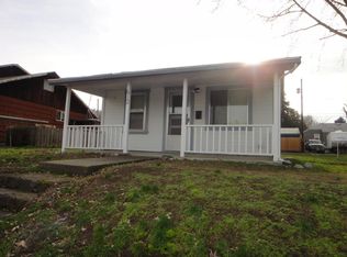 612 W 11th St, The Dalles, OR
