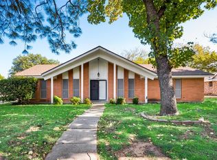 2003 Alamo Dr, Arlington, TX 76012