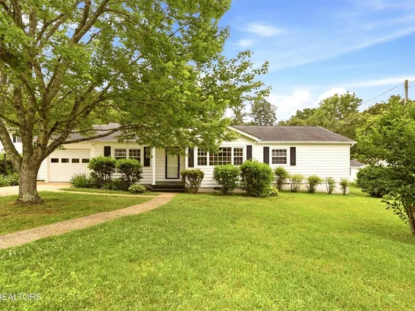 505 Ridgeview Dr, Clinton, TN 37716