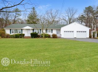 5258 Route 25a, Calverton, NY 11933