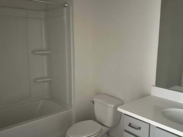 18 Steelwood Ct — Photo 23