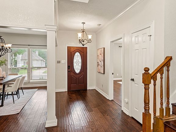 3rd image of 4300 Green Meadow St E