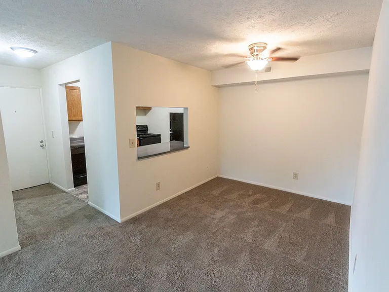 Blue Grass Manor — Photo 142