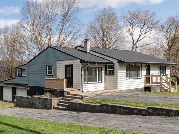 5960 Newport Rd, Camillus, NY 13031