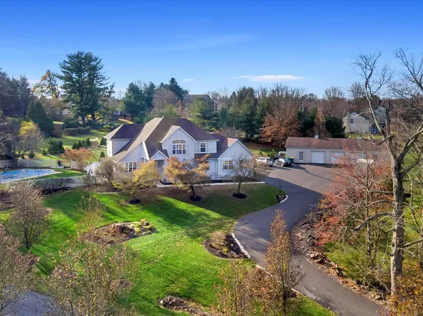 2237 Valley Rd, Jamison, PA 18929