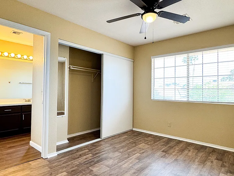 939 Derringer Ln — Photo 14