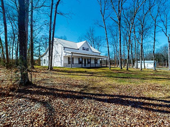 2nd image of 579 Lower Halls Mill Rd