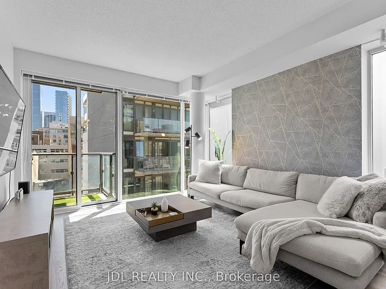 435 Richmond St W #610 — Photo 4