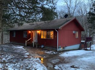 39 Pleasant St, Chester, CT 06412