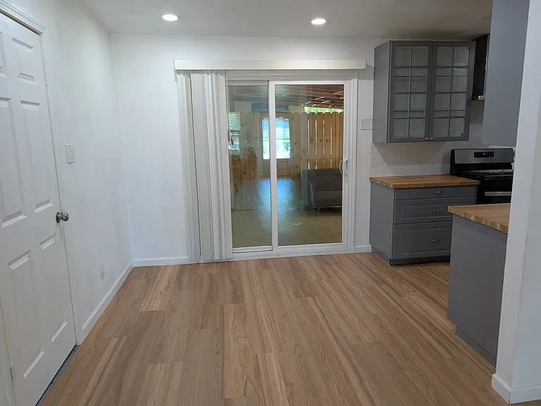 6007 Sheridan Ave — Photo 4