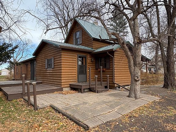 3rd image of 208 21st St S