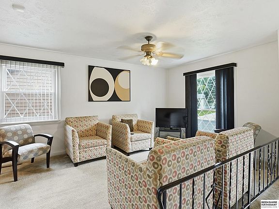 5th image of 6837 N 65th St