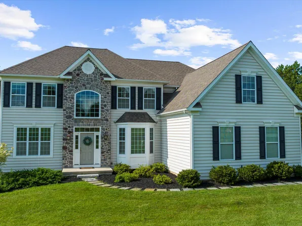 91 Rebecca Dr, Downingtown, PA 19335