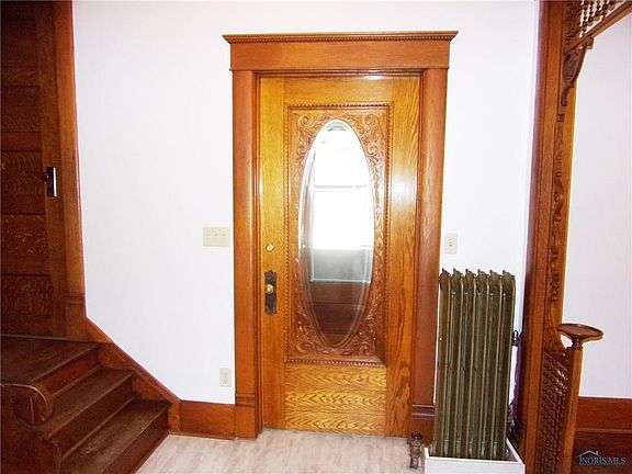 2nd image of 409 Empire St