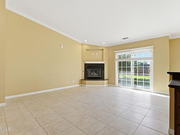 5th image of 10725 Keller Dr