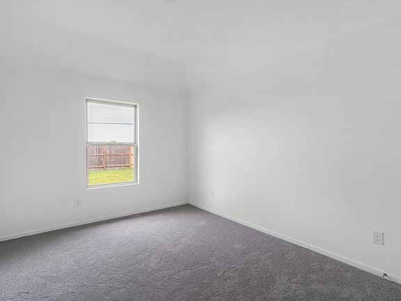 4th image of 8119 High Meadow Ln