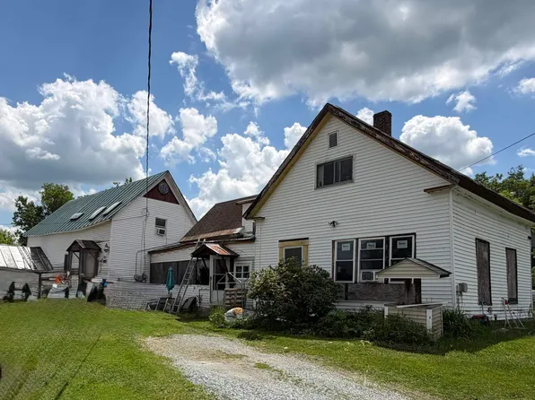 158 Railroad Street, Groton, VT 05046