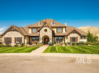 5966 W Echanove Dr, Garden City, ID 83714