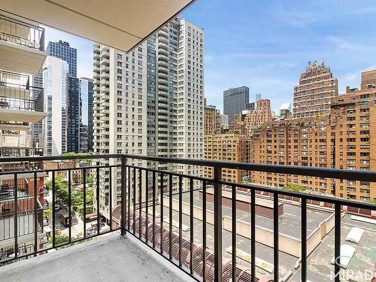 330 E 39th St #16H — Photo 6