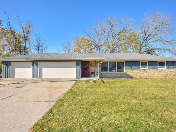 1211 15th AVENUE, Grafton, WI 53024