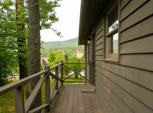95 Crescent Moon Ln, Cashiers, NC 28717