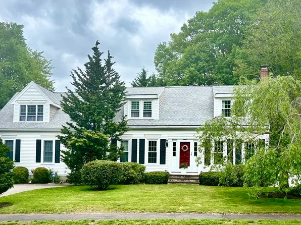 3 Cornet Stetson Dr, Rockland, MA 02370
