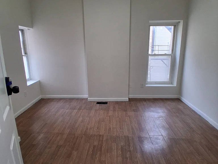 103 W 9th Ave #10 — Photo 4