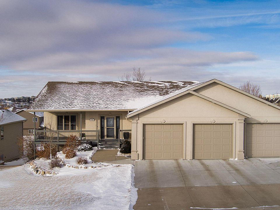 1st image of 906 Longhorn Dr