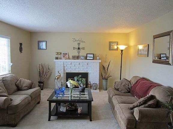 2nd image of 5256 Meadow Ct