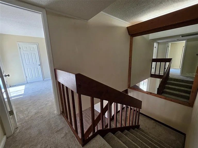 3824 Saxon Dr — Photo 36
