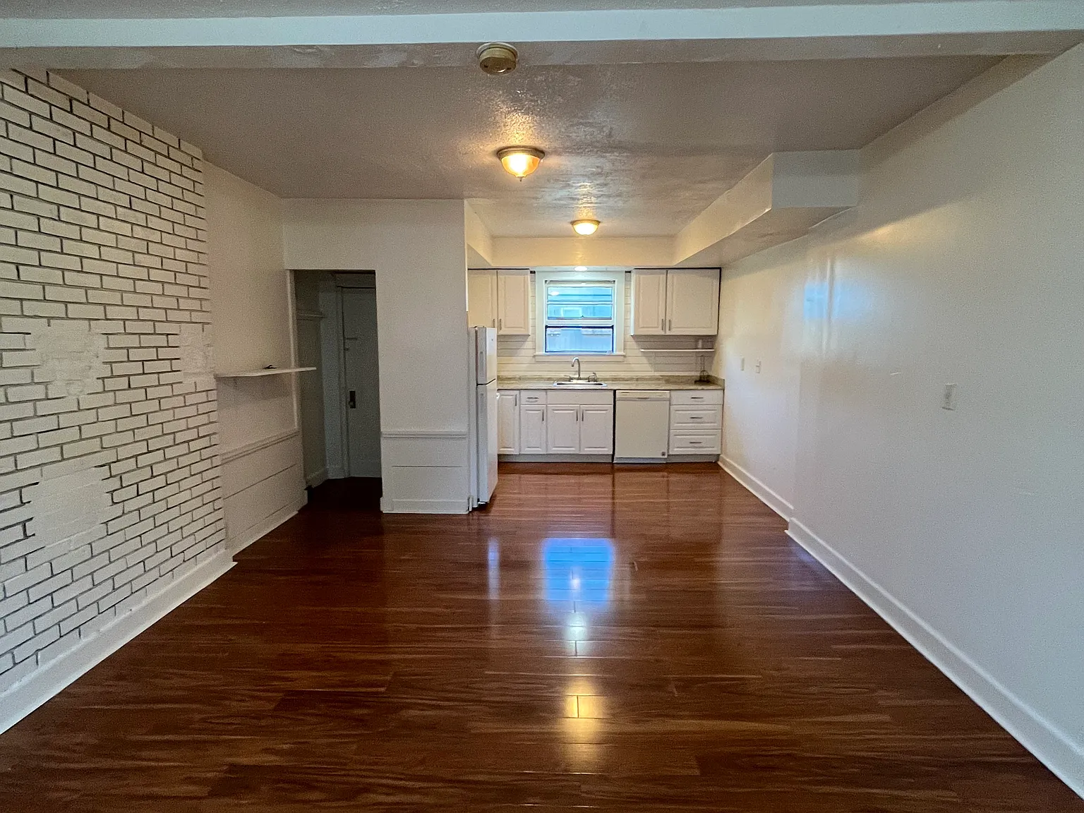 1 bed, 1000 sqft, $2,000 — Photo 3