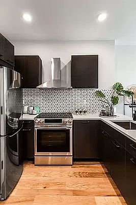 3rd image of 101 E 10th St #8H