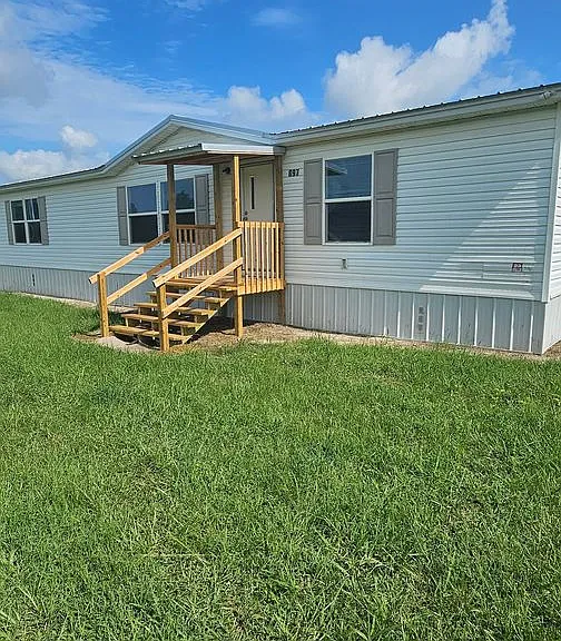 897 Oliff Rd — Photo 1