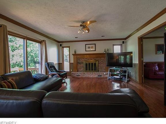 3rd image of 6930 S Camelot Ct