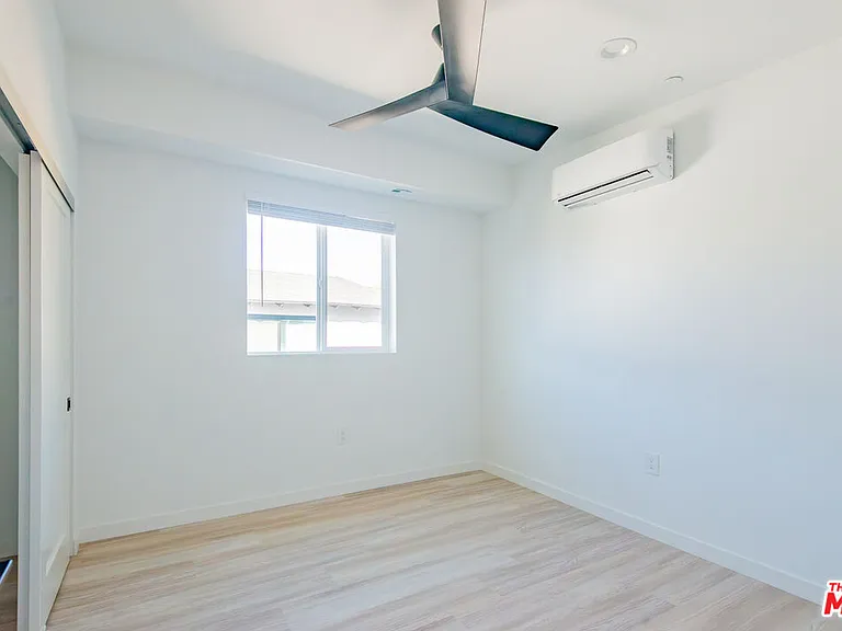 2602 Carnegie Ln #6 — Photo 19