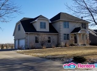4251 Kirkwood Ln N, Lake Elmo, MN 55042