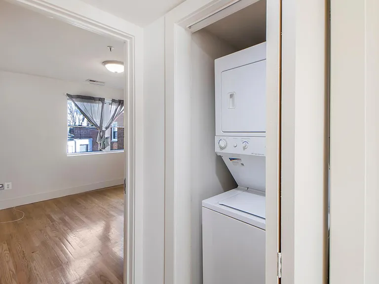 1310 K St SE #204 — Photo 17