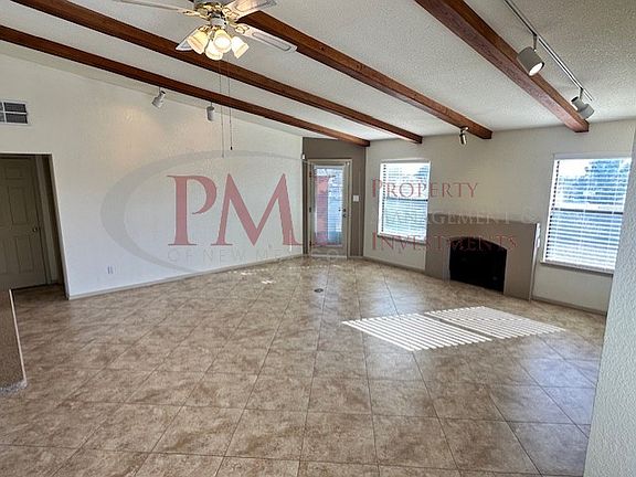 4th image of 2213 Laramie Dr