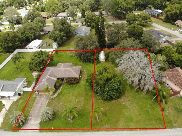 108 W 1st St, Debary, FL 32713