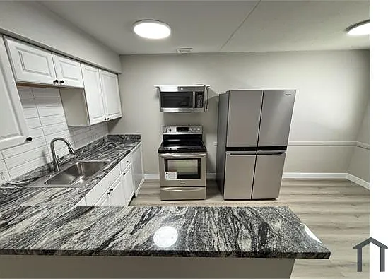 239 W Philadelphia Ave #5 — Photo 3