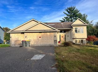 1114 Cimarron Trl, Isanti, MN 55040