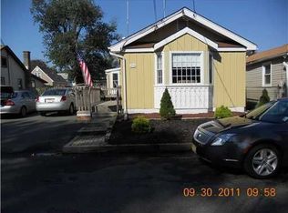 294 Lincoln Ave, Laurence Harbor, NJ 08879