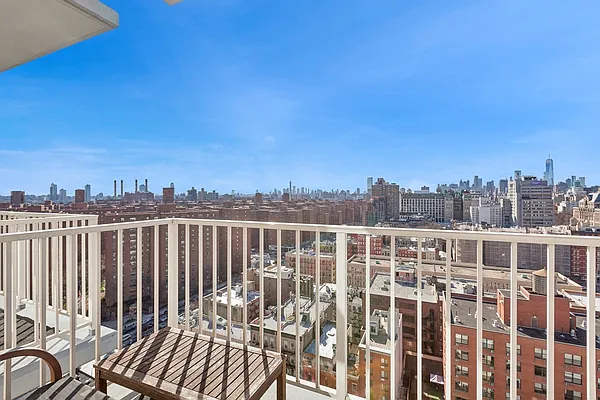 Sold by Corcoran | media 8