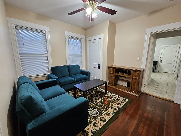 15 New Hampshire Ave #3 — Photo 5