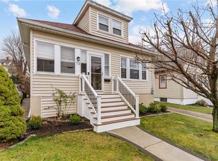 73 Gray St, Providence, RI 02909