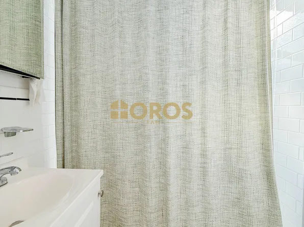 558 Broome Street image 10 of 10