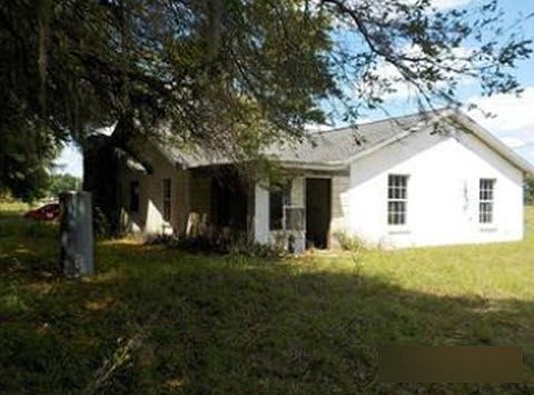 2nd image of 1990 SE 150th St