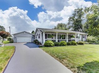 3810 Burton Rd, Troy, OH 45373